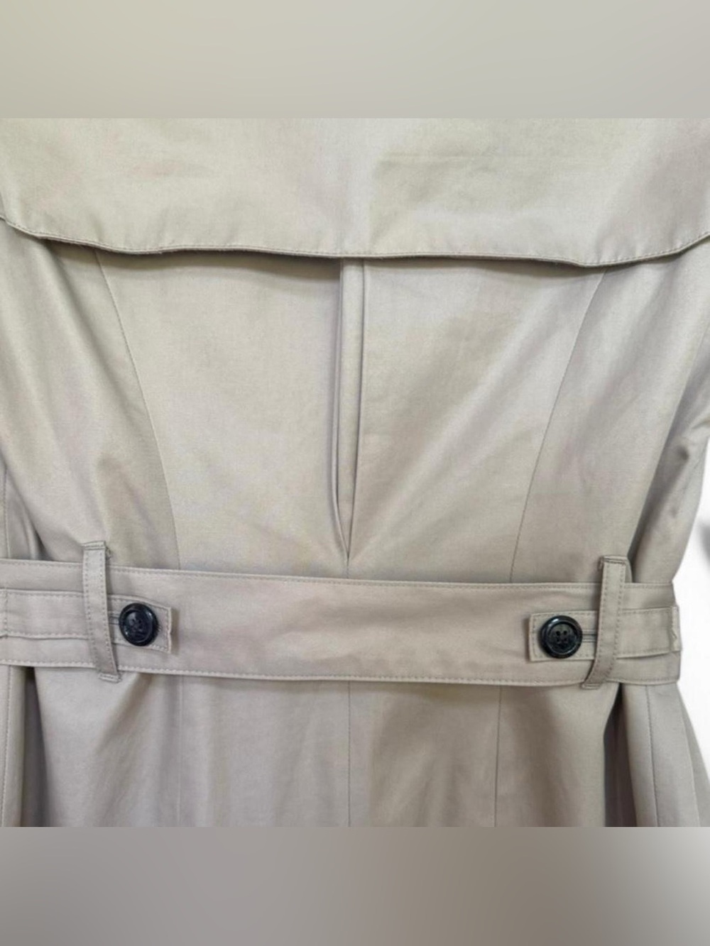 Banana Republic | Petite Double-Breasted Trench Coat | Khaki | Petite XS - Picture 4 of 8